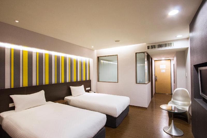 Vip Hotel 5
