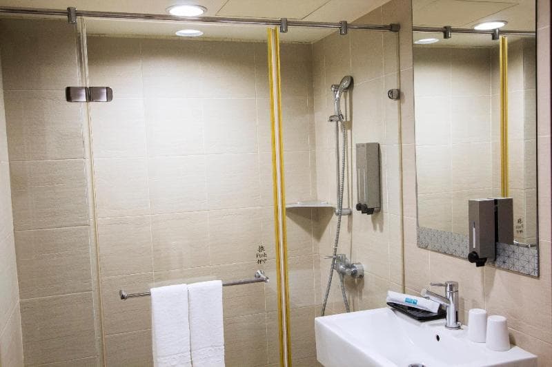 Vip Hotel main