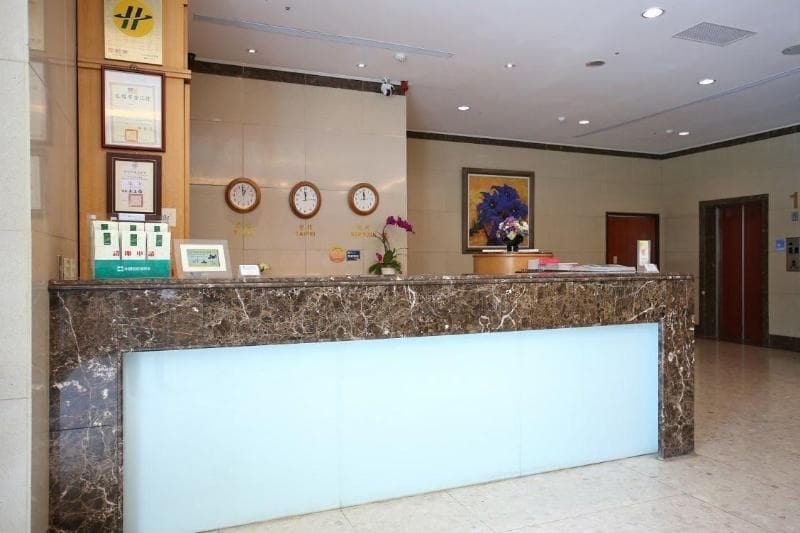The Koos Hotel 5