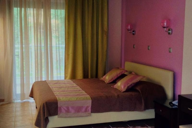 Maranton Beach Hotel 3