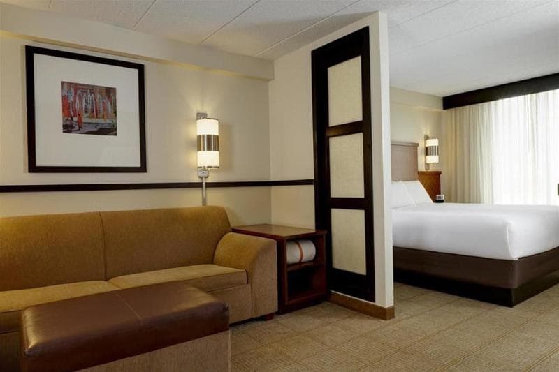 Tulsa South Medical Hotel & Suites 2