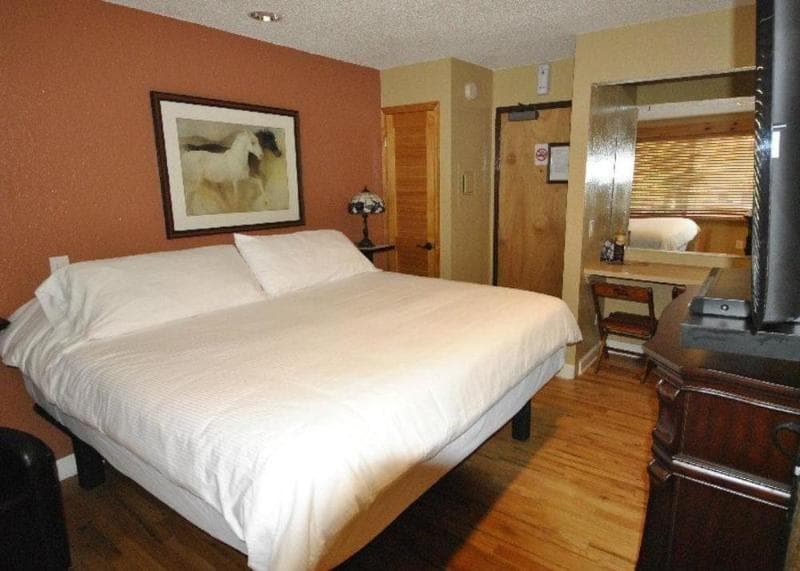 Hyde Park Hotel 3