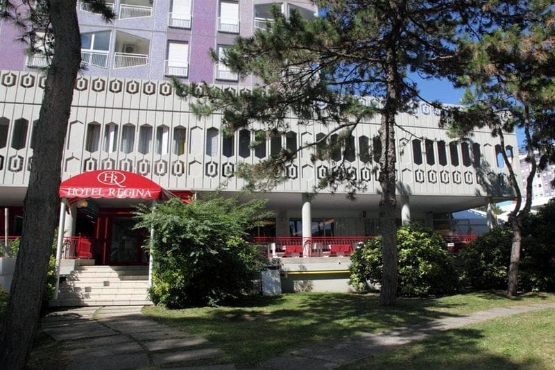 Hotel Regina main