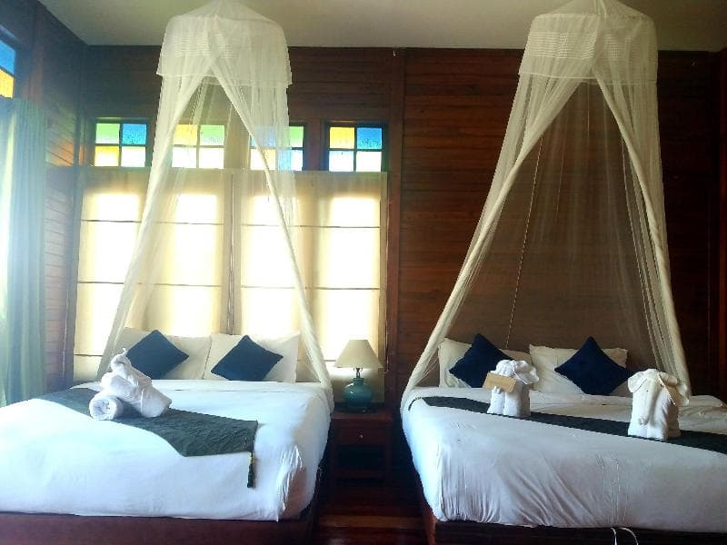 Koh Ngai Thanya Beach Resort main