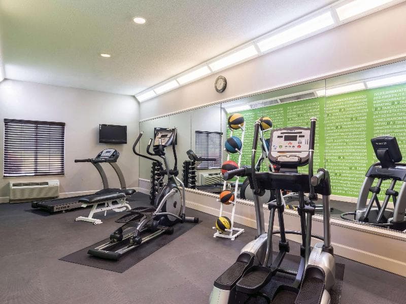 La Quinta Inn & Suites by Wyndham Prattville 2