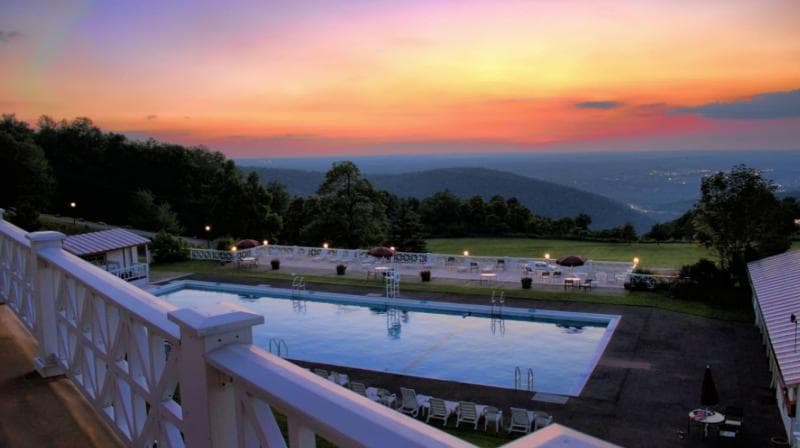 Historic Summit Inn Resort 3