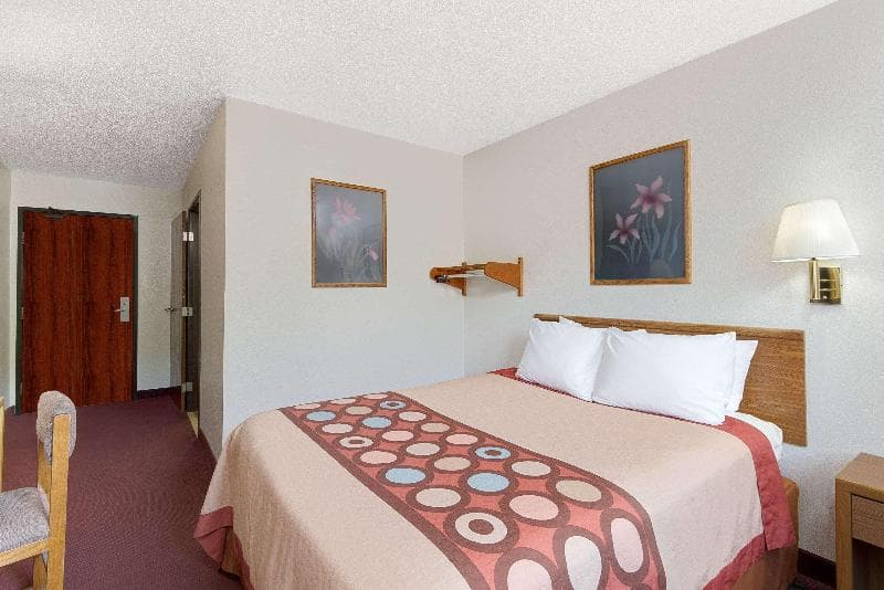 Super 8 By Wyndham Waynesburg 4