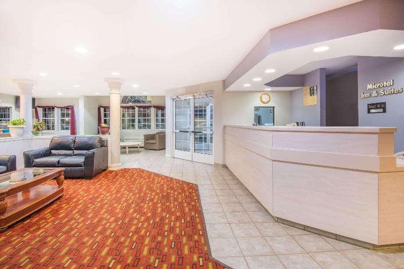 Microtel Inn & Suites By Wyndham Claremore 3