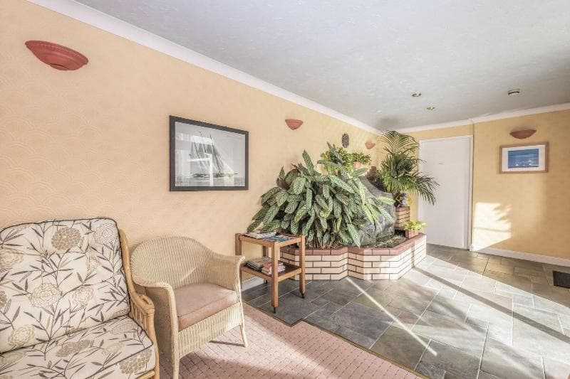 Lindum Lodge - Guest House 2