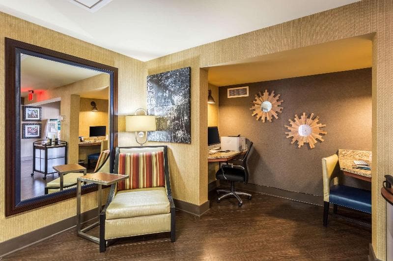 Comfort Inn Tupelo photo 1