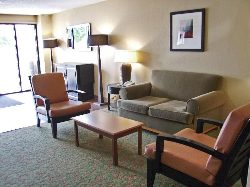Extended Stay America Tulsa Midtown photo 1