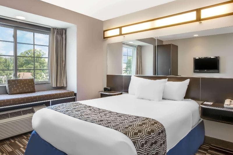 Microtel Inn & Suites By Wyndham Tuscaloosa Near University 5