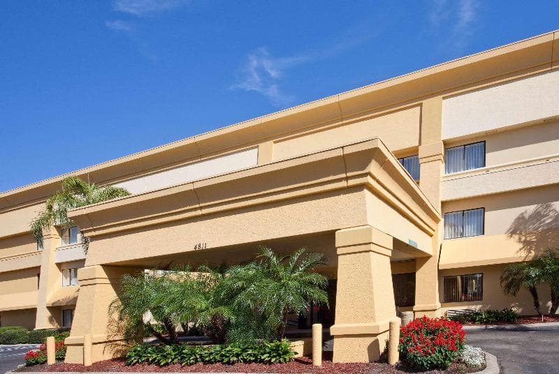 La Quinta Inn & Suites Tampa Fairgrounds Casino 3