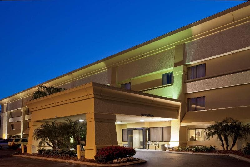 La Quinta Inn & Suites Tampa Fairgrounds Casino 4