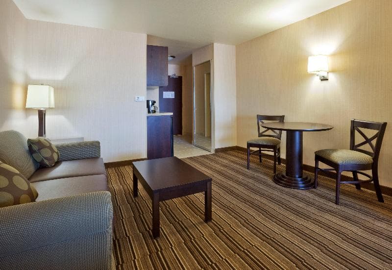 Holiday Inn Express & Suites Twin Falls 5