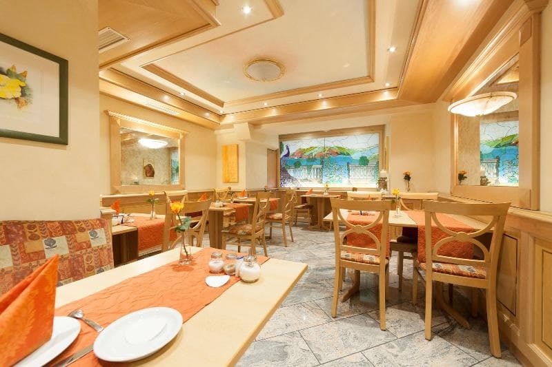 City-Hotel Garni main