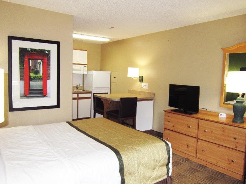 Extended Stay America Tampa Brandon 4