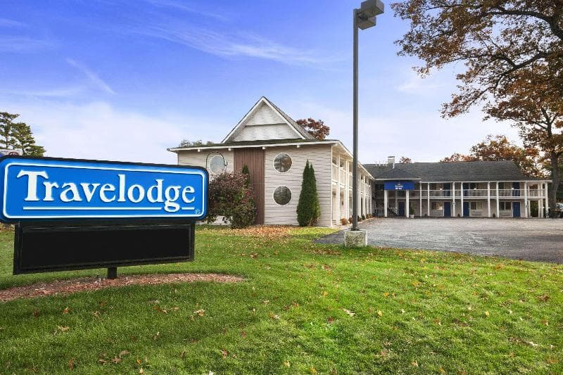 Travelodge by Wyndham Traverse City 3