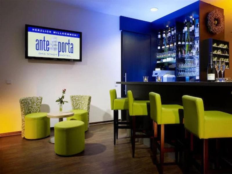 Ante Porta main