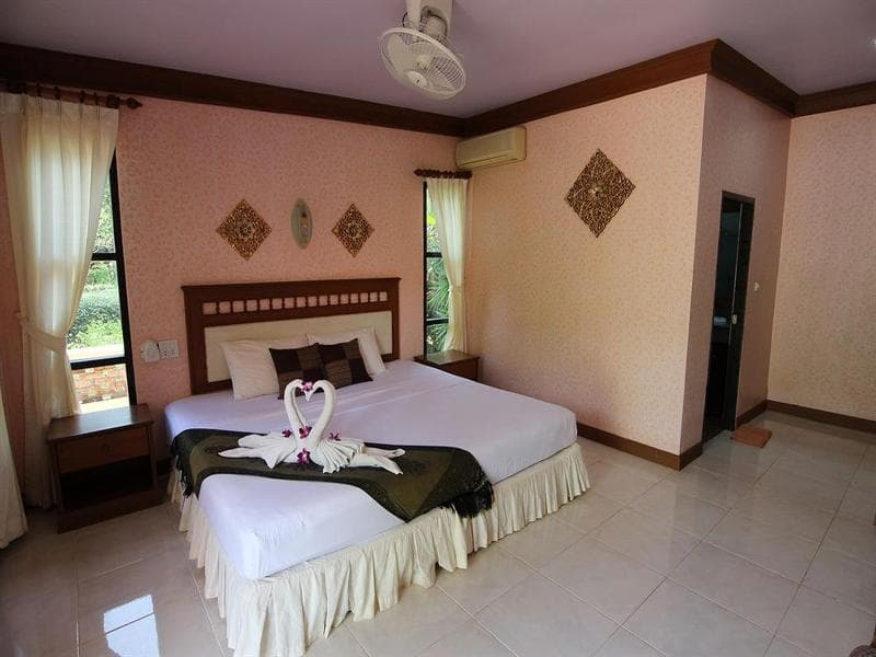 Lanta Villa Resort photo 1