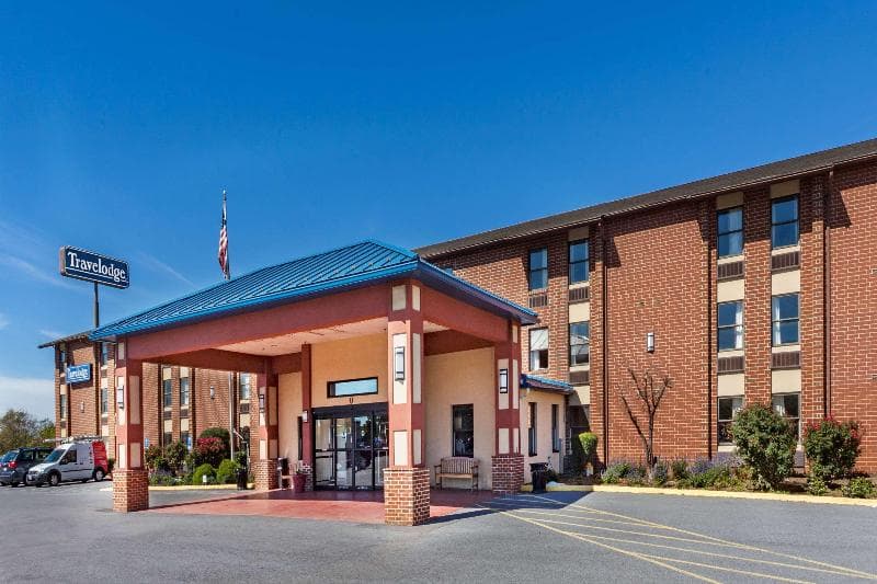Travelodge by Wyndham Winchester 5