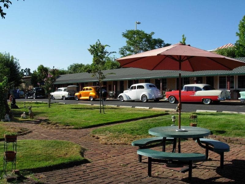 Jumping Frog Motel main