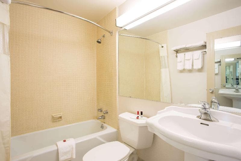 Travelodge By Wyndham Wytheville 5