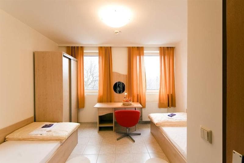 Lenas Donau Hotel 3