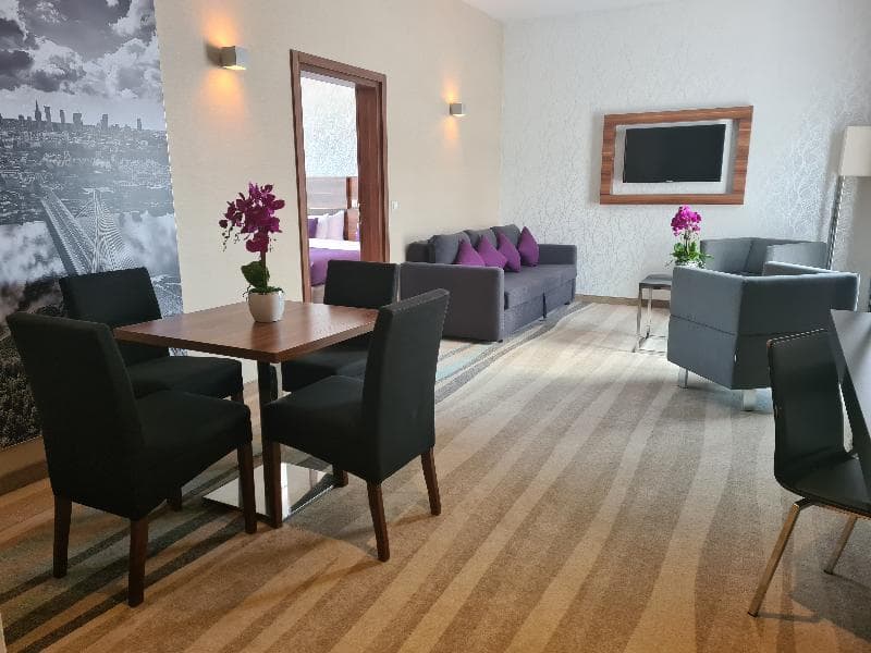 Warsaw Plaza Hotel 3