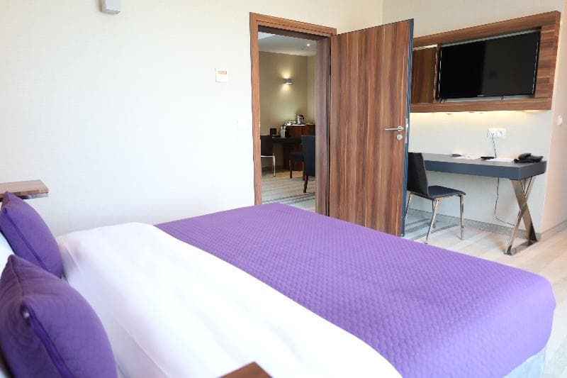 Warsaw Plaza Hotel 5