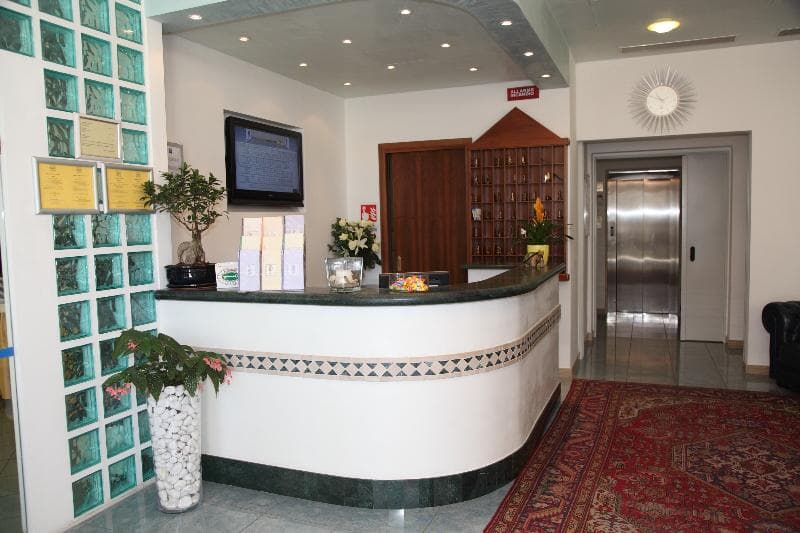 Bellevue Hotel 1