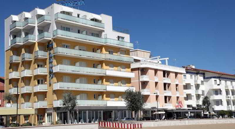 Hotel Karinzia 4