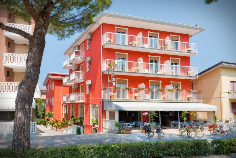 Hotel Etna photo 1