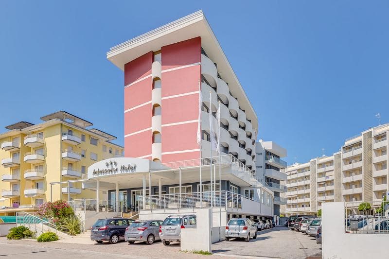 Hotel Ambassador 5