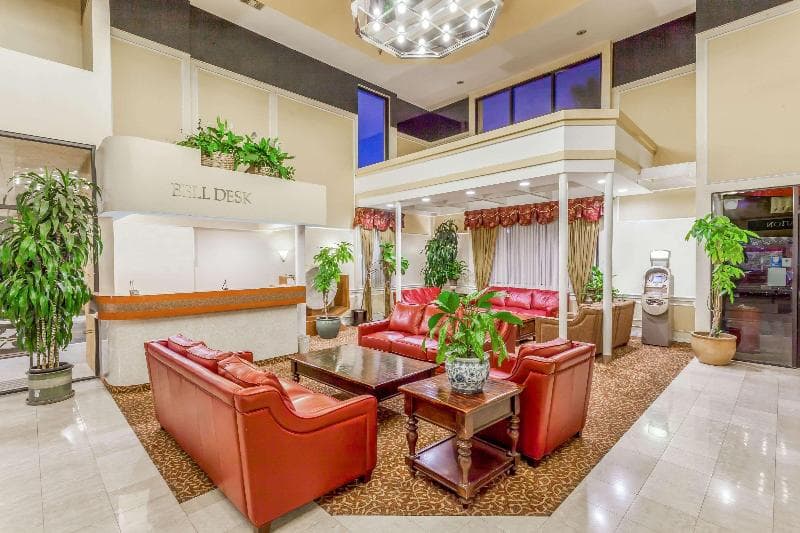 Ramada Plaza by Wyndham Garden Grove/Anaheim South 5