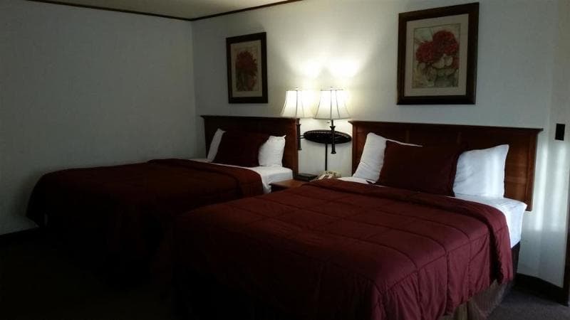 Western Holiday Lodge Three Rivers 2