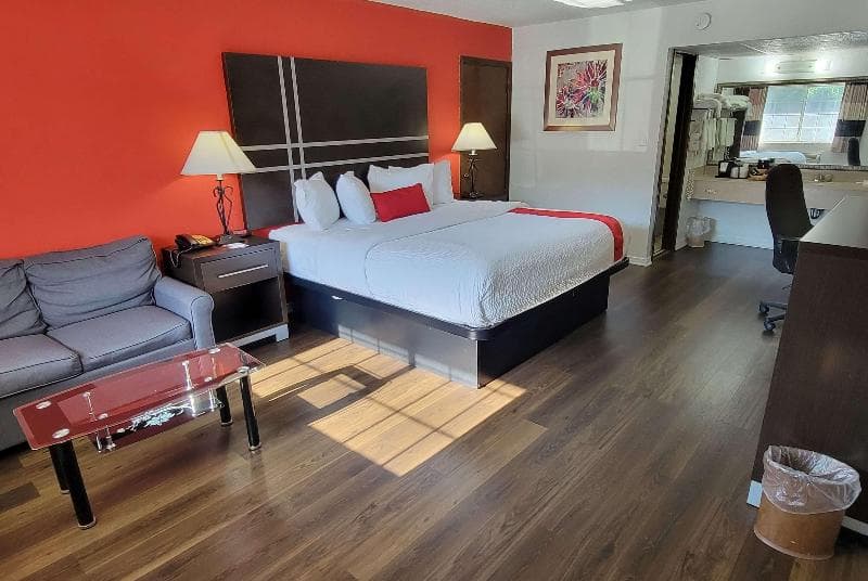 Ramada by Wyndham Mountain Home 2