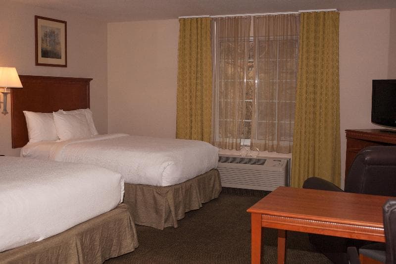 Candlewood Suites Logan 3