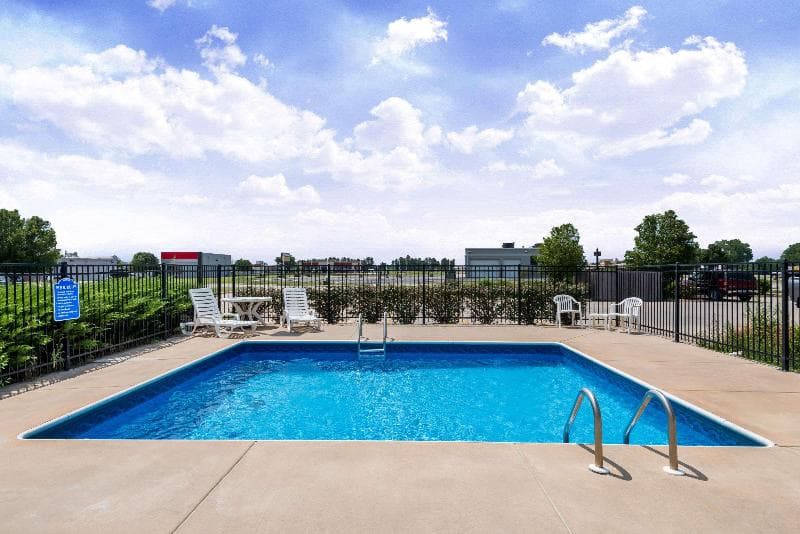 Days Inn By Wyndham Andover 4