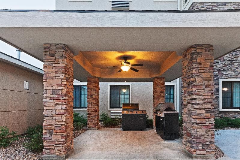 Staybridge Suites Wichita 4