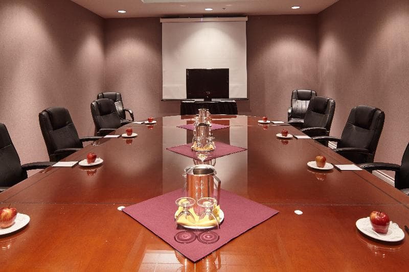 Executive Plaza Hotel Metro Vancouver 3