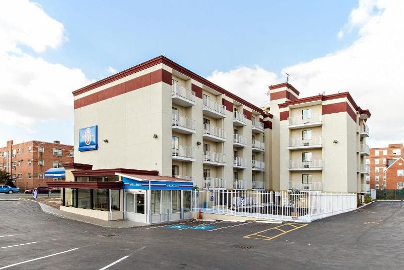 Motel 6 Washington 5