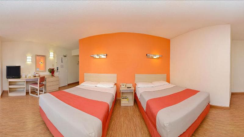 Motel 6 Washington 4