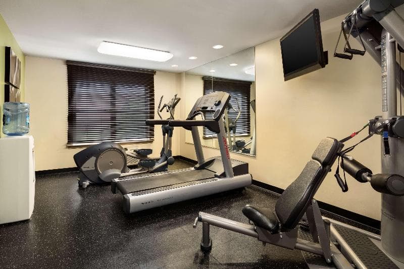 Country Inn & Suites photo 1