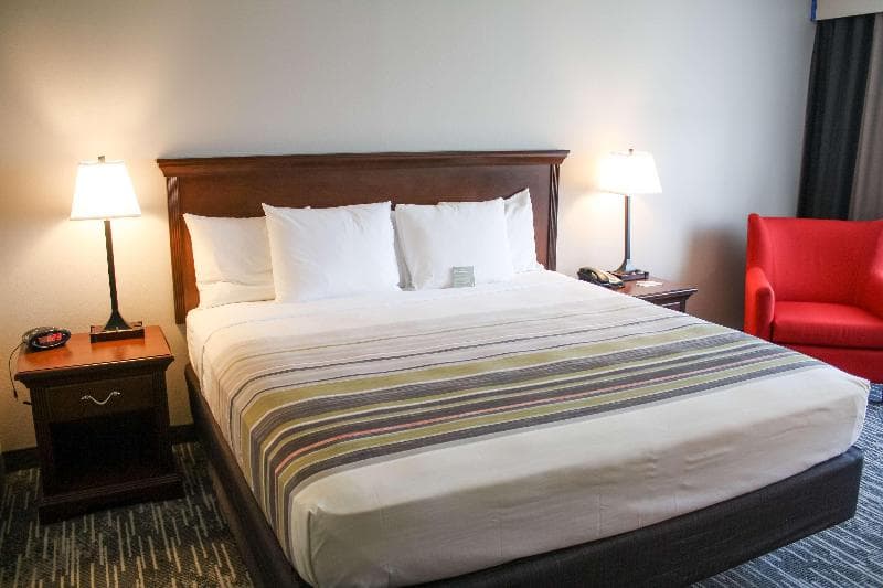 Country Inn & Suites 3