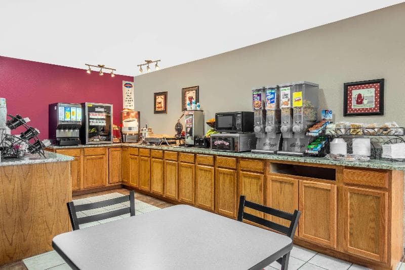 Baymont by Wyndham Enid 2