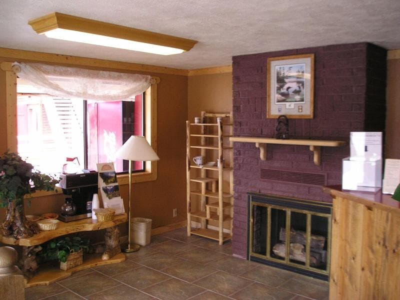 Traveler's Lodge photo 1