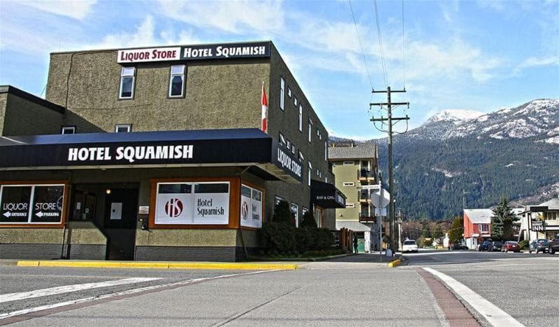 Hotel Squamish main