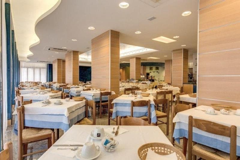 Hotel Astromare 4