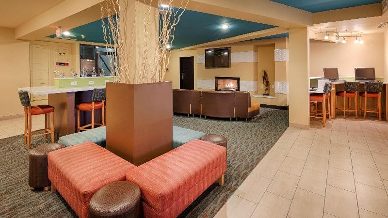 Sandcastle Beachfront Hotel 5